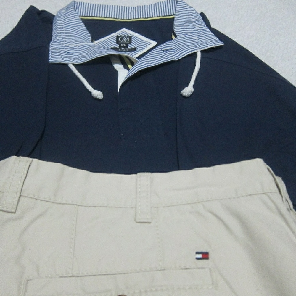 SALE 🔖 Tommy Hilfiger Shorts & Vintage Pullover